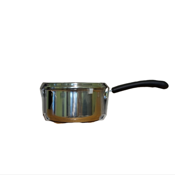 Master Chef 2 QT Sauce Pan - Picture 2 of 5